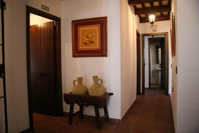 Hostal Torre De Guzman コニル・デ・ラ・フロンテラ エクステリア 写真