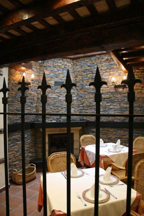 Hostal Torre De Guzman コニル・デ・ラ・フロンテラ エクステリア 写真