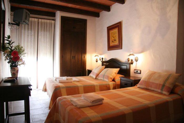 Hostal Torre De Guzman コニル・デ・ラ・フロンテラ 部屋 写真